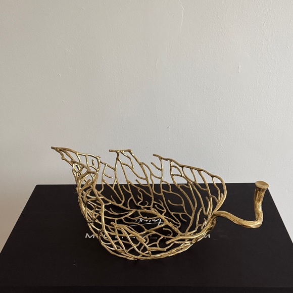 Michael Aram Autumn Leaf Design Vase - Picture 2 of 10